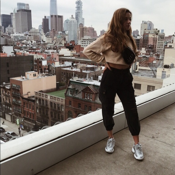 Meet your Posher, Sofia - Picture 2 of 4